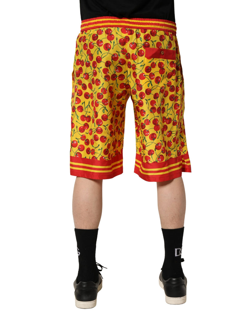 Bermuda in seta Dolce & Gabbana con stampa di ciliegie rosse e gialle