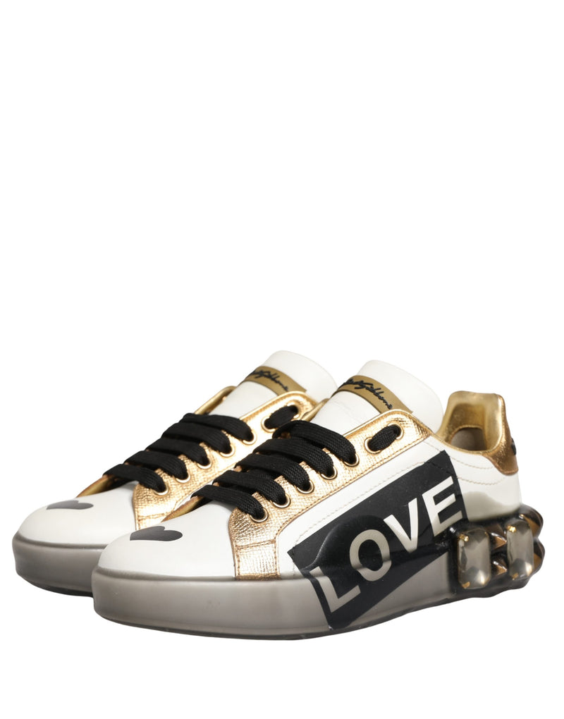 Tênis multicoloridos com cristais e a inscrição LOVE Dolce & Gabbana