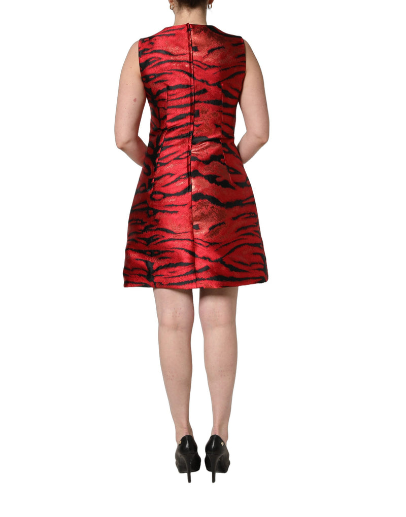 Vestido acampanado de jacquard con estampado de tigres rojos y negros de Dolce & Gabbana