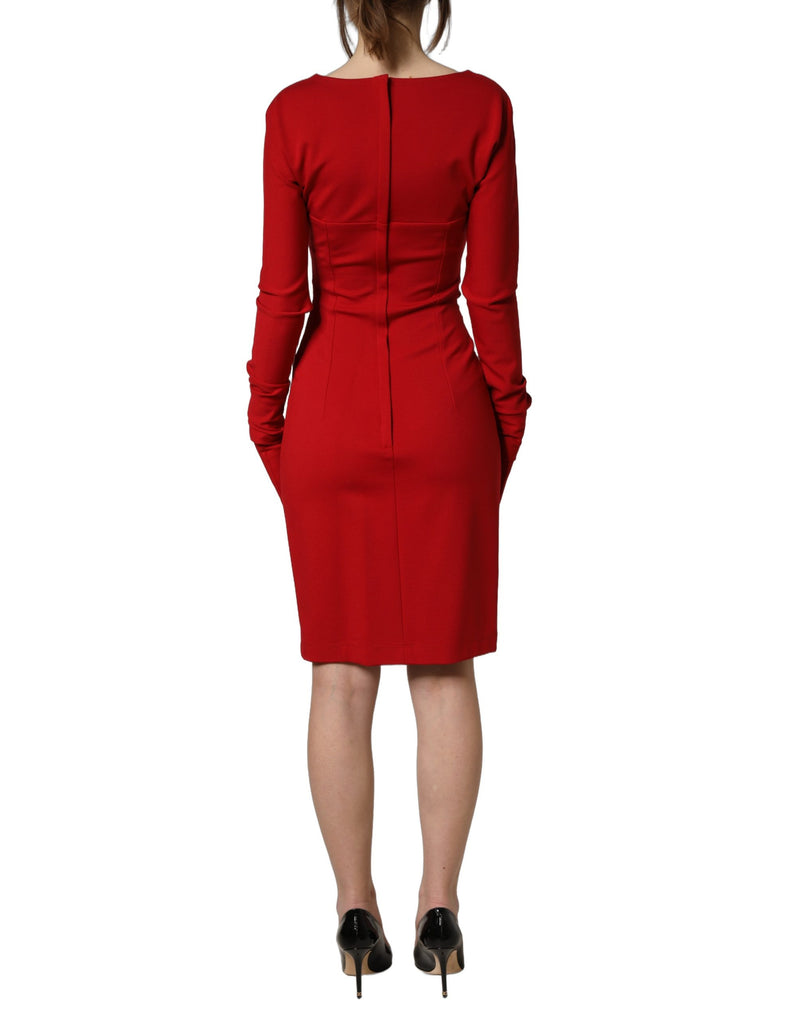 Vestido tubo ceñido rojo de manga larga con aberturas y guantes de Dolce & Gabbana
