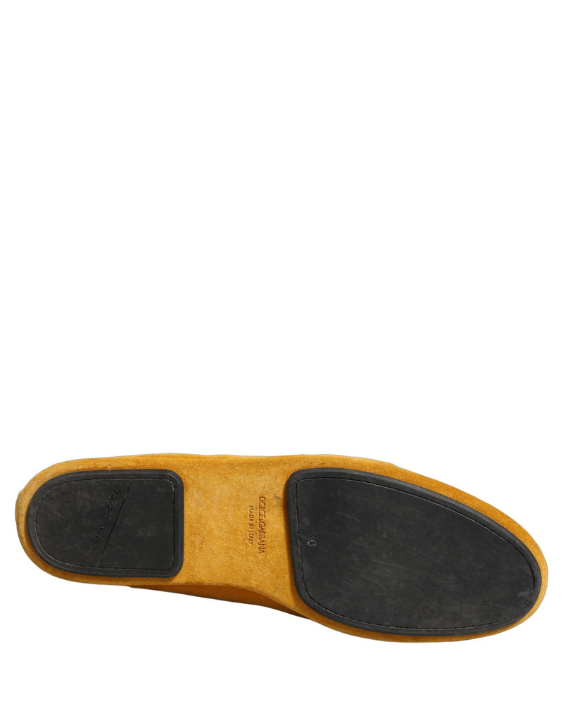 Mocassins en velours jaune brodés d’une couronne Dolce & Gabbana