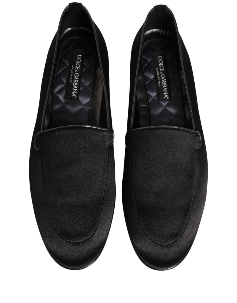 Mocassins baixos pretos de cetim, sem cadarço, com logotipo Dolce & Gabbana
