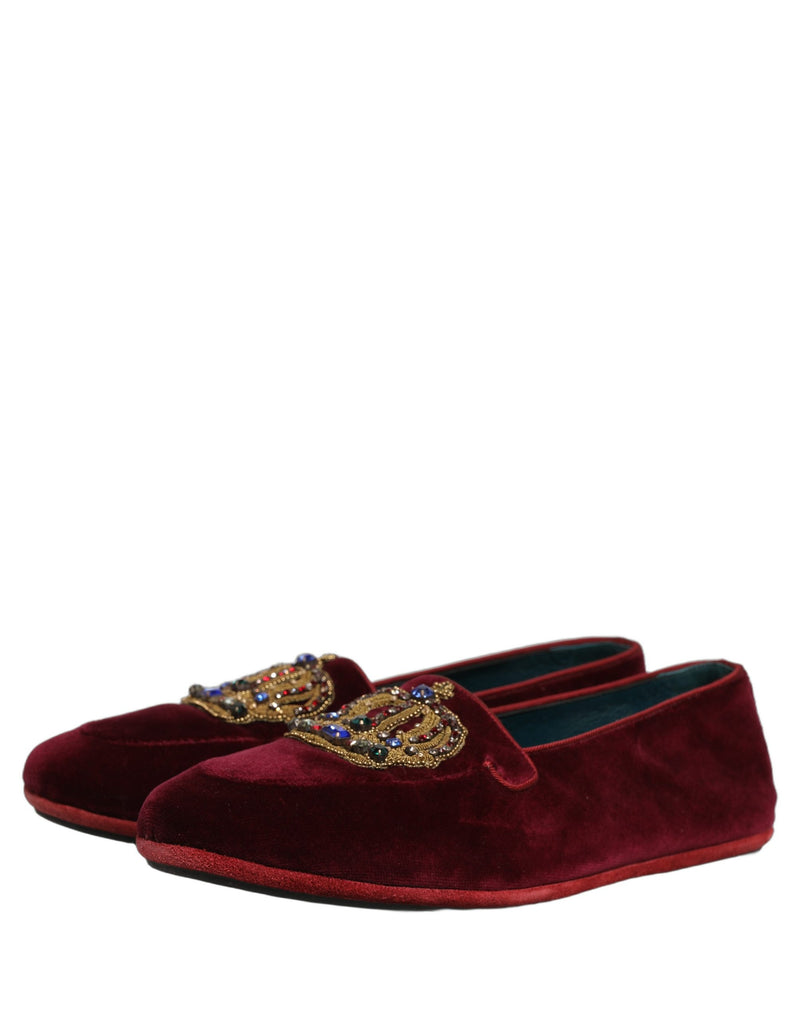 Mocassins à enfiler Dolce & Gabbana en velours bordeaux avec couronne