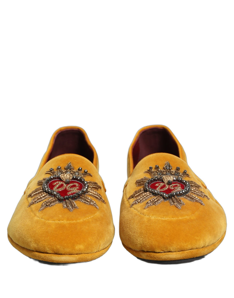 Mocassins plats Dolce & Gabbana en velours jaune avec cœur DG