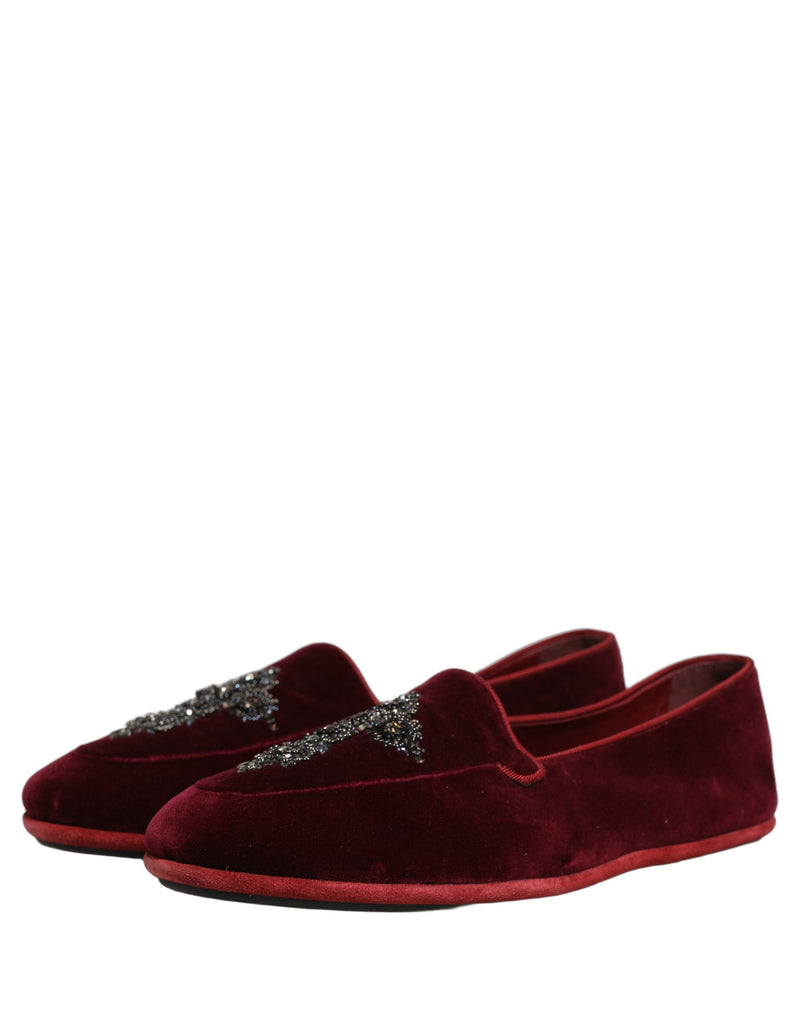 Sapatos sociais tipo loafer Dolce & Gabbana masculinos em camurça vermelha com aplicações