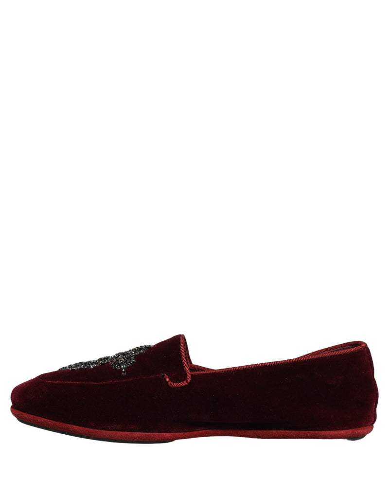 Sapatos sociais tipo loafer Dolce & Gabbana masculinos em camurça vermelha com aplicações