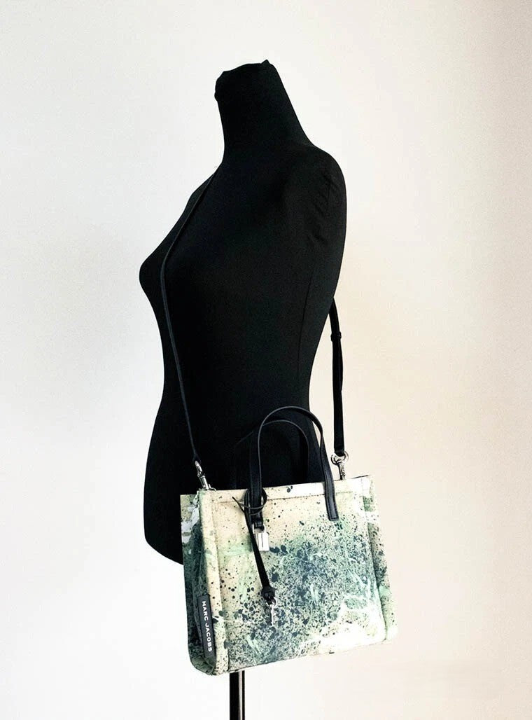 Bolsa tote tiracolo de náilon verde com estampa multicolorida de respingos de tinta Marc Jacobs