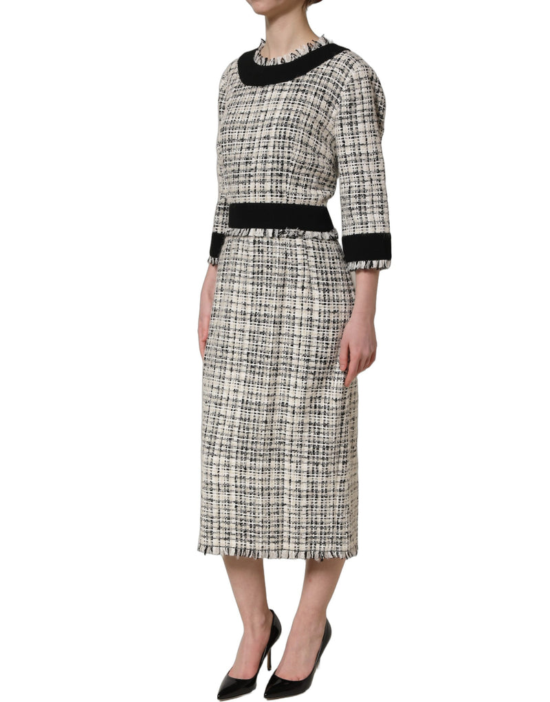 Vestido midi multicolor de tweed bouclé con bajo deshilachado de Dolce & Gabbana
