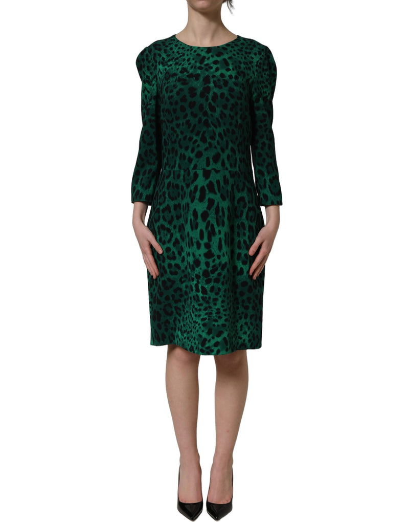 Vestido verde de seda com estampa de leopardo e comprimento até o joelho Dolce & Gabbana