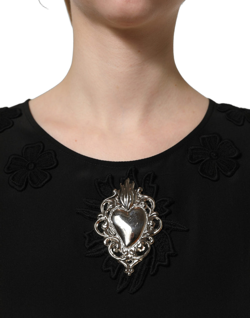 Blusa preta de seda com estampa floral e aplique de coração Dolce & Gabbana