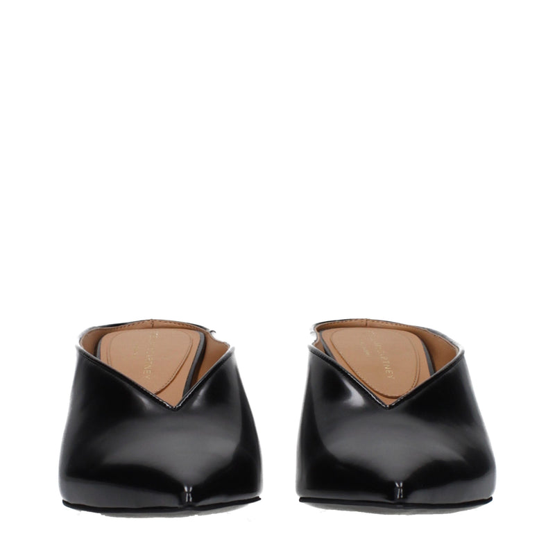 Scarpins pretos de salto alto em couro Stella McCartney