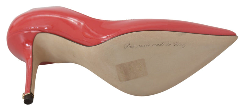 Sapatos Dolce & Gabbana de couro envernizado rosa-escuro com salto alto