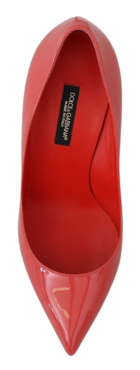 Sapatos Dolce & Gabbana de couro envernizado rosa-escuro com salto alto