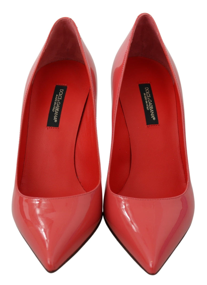 Sapatos Dolce & Gabbana de couro envernizado rosa-escuro com salto alto