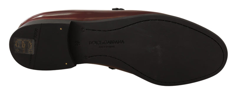 Sapatos sociais tipo loafer de couro envernizado bordô Dolce & Gabbana