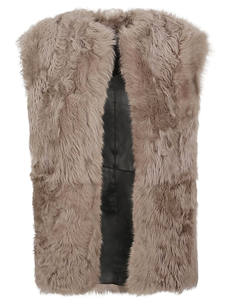 Enes Enes Sleeveless fur coat