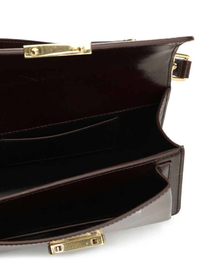 Bolso pequeño Venezia de Golden Goose en cuero marrón oscuro con hebilla dorada | URBALENTI™
