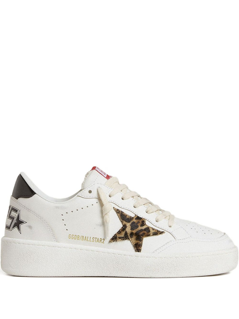 Golden Goose Ball Star con estrella de piel de potro con estampado de leopardo y lengüeta del talón de cuero laminado negro | URBALENTI ™