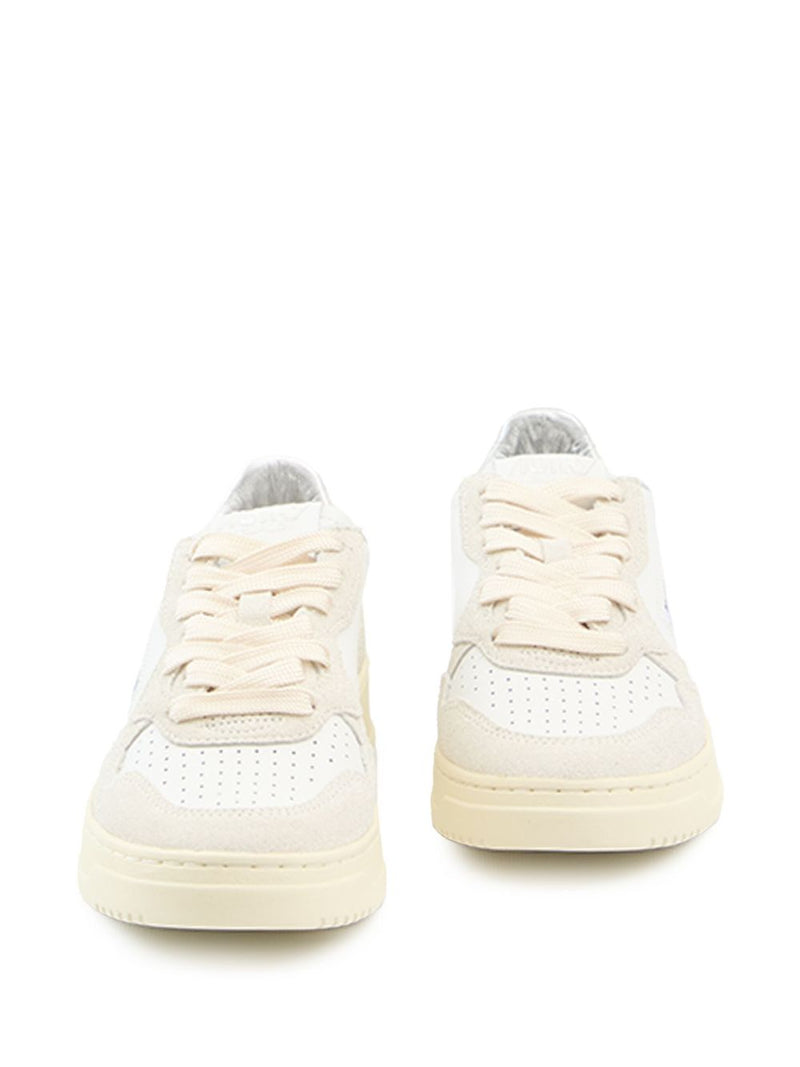 Autry Medalist Low sneaker Variant 2 | Urbalenti™ NYC