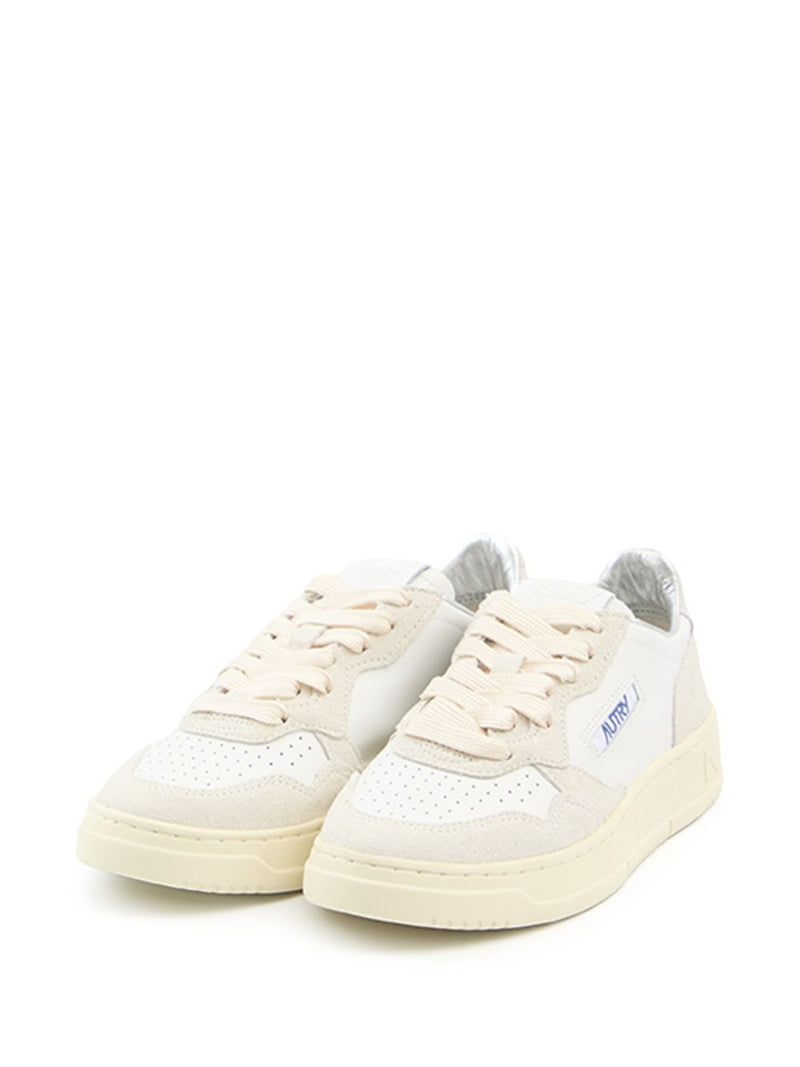 Autry Medalist Low sneaker Variant 2 | Urbalenti™ NYC