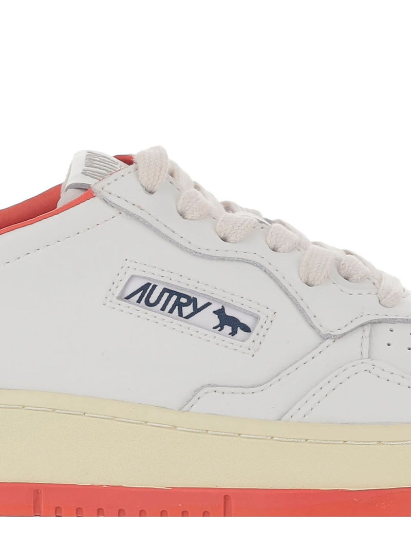 Autry X MAISON KITSUNE Autry X MAISON KITSUNE Medalist Low Sneakers