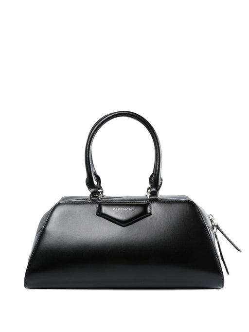 Stylish Givenchy Small Antigona East-West Designer Bag featuring a sleek silhouette, perfect for modern women. Ideal for Fall - Winter 2025, this in-stock bag is part of the LDin collection. Perfect for any occasion, discover the luxury of Designer Bags at Urbalenti™ NYC. Women > Bags > Handbag, Yes Eu, Givenchy Small Antigona East-West Designer Bags.