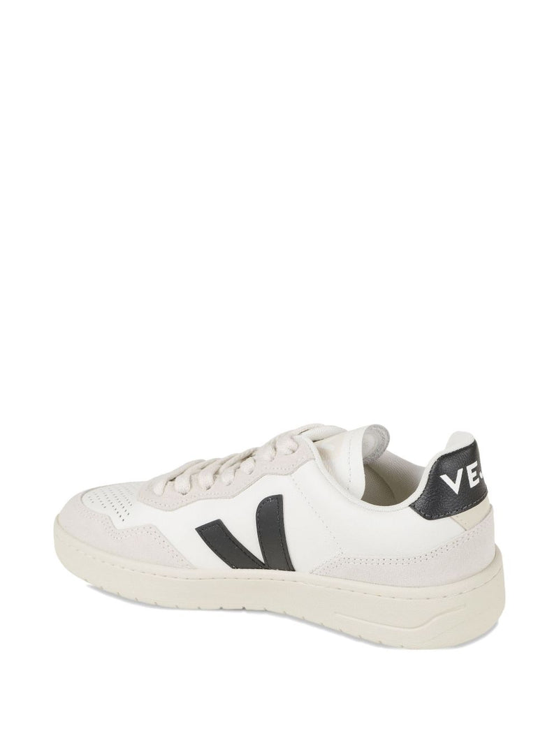 Veja V-90 sneakers Variant 3 | Urbalenti™ NYC