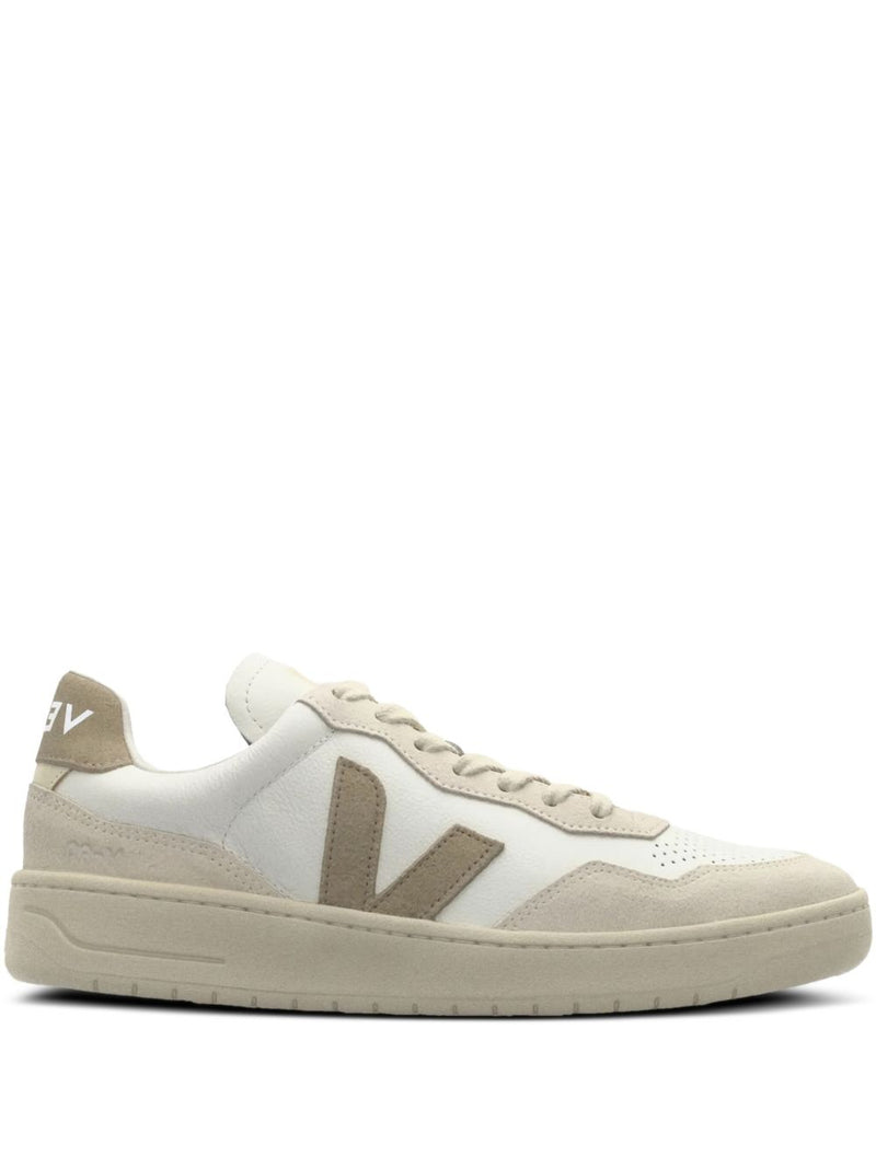 Veja V-90 sneakers Variant 2 | Urbalenti™ NYC