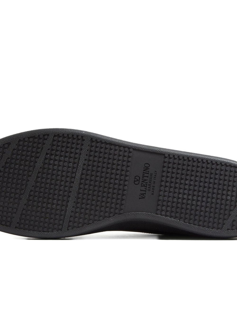 Valentino Garavani Royco Sneaker In Nappa Calfskin - Black Leather | Urb... | Urbalenti™ NYC