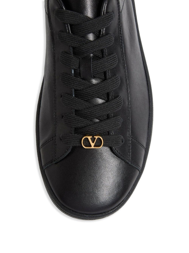 Valentino Garavani Royco Sneaker In Nappa Calfskin - Black Leather | Urb... | Urbalenti™ NYC