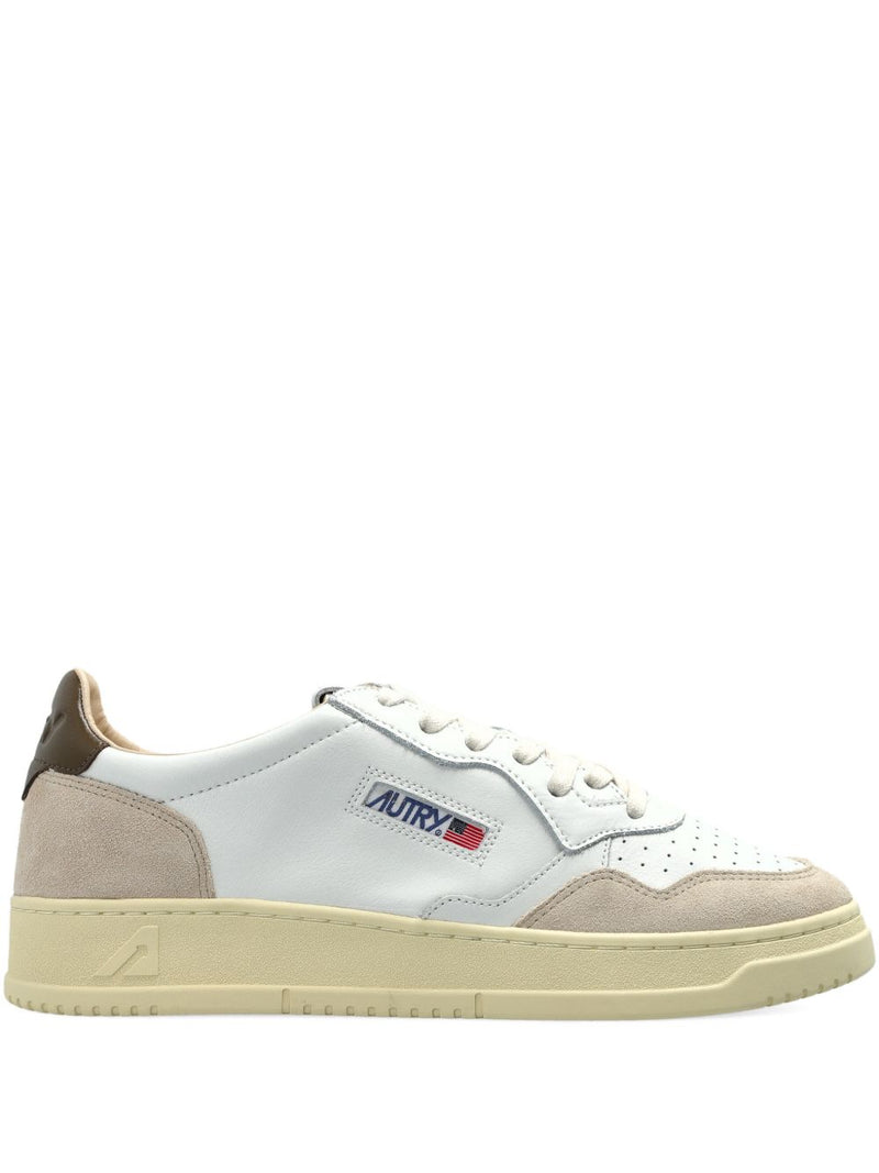 Autry MEDALIST LOW SNEAKERS | Urbalenti™ NYC