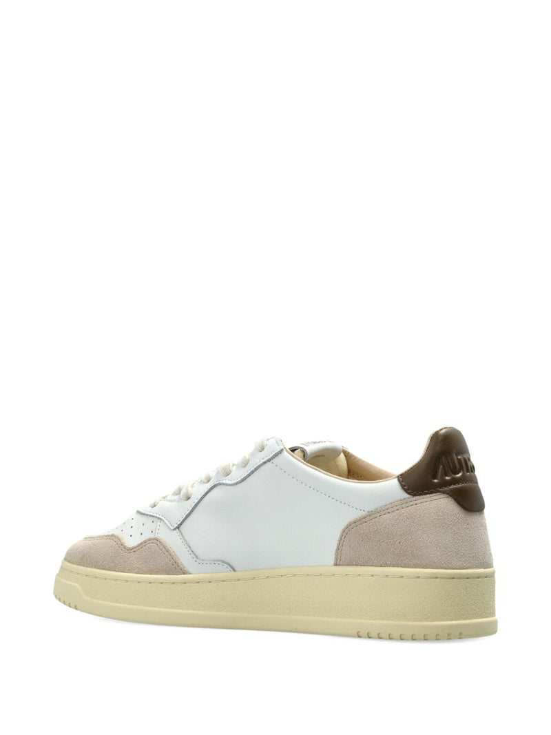 Autry MEDALIST LOW SNEAKERS | Urbalenti™ NYC