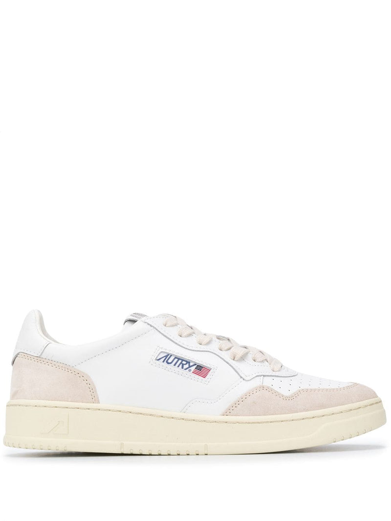 Autry Medalist Low sneaker | Urbalenti™ NYC