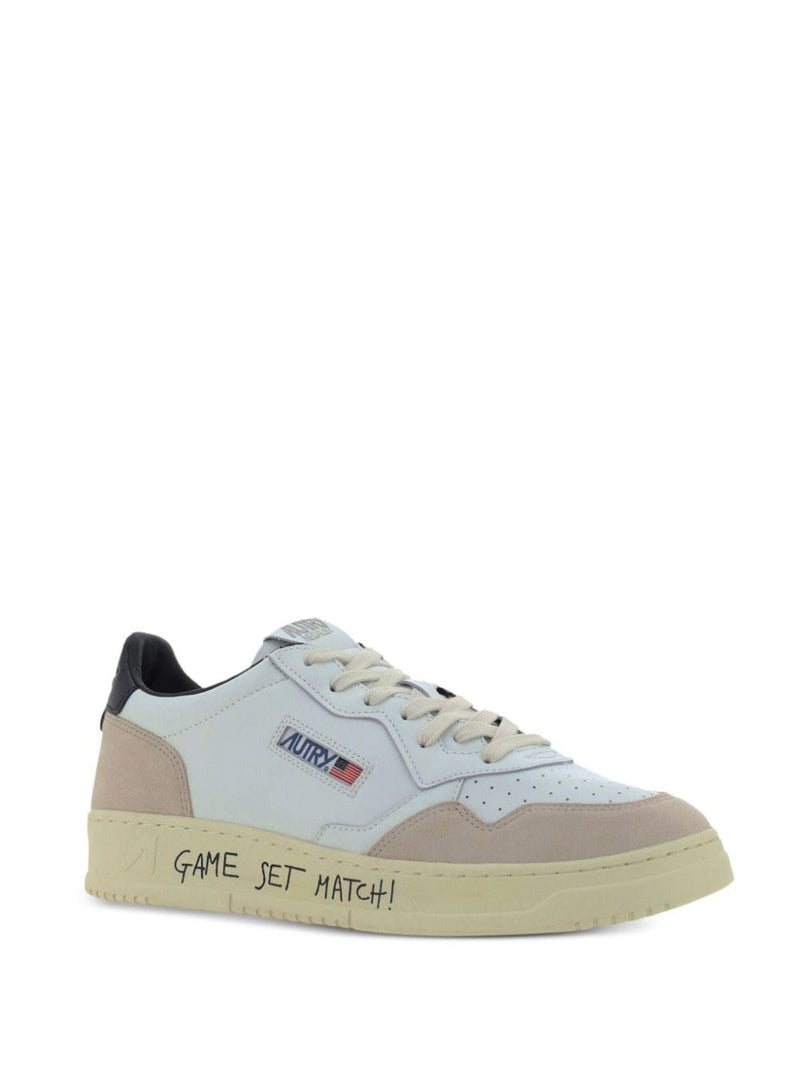 Autry MEDALIST LOW SNEAKERS | Urbalenti™ NYC