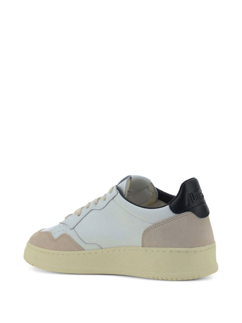 Autry MEDALIST LOW SNEAKERS | Urbalenti™ NYC