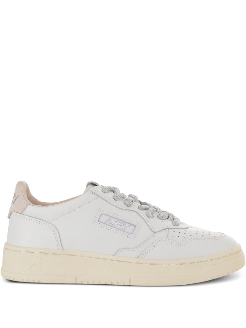 Autry Autry Medalist Low Sneakers | Urbalenti™ NYC