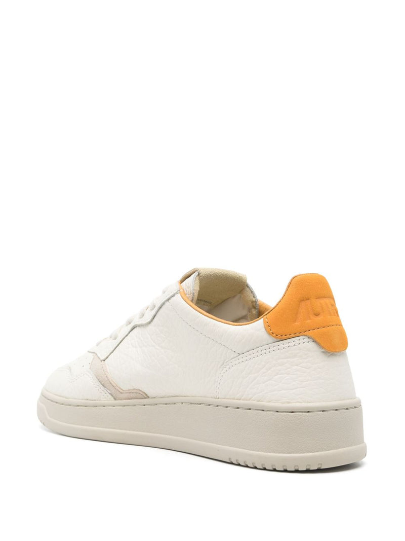 Autry Medalist Low Leather Sneakers Variant 8 | Urbalenti™ NYC