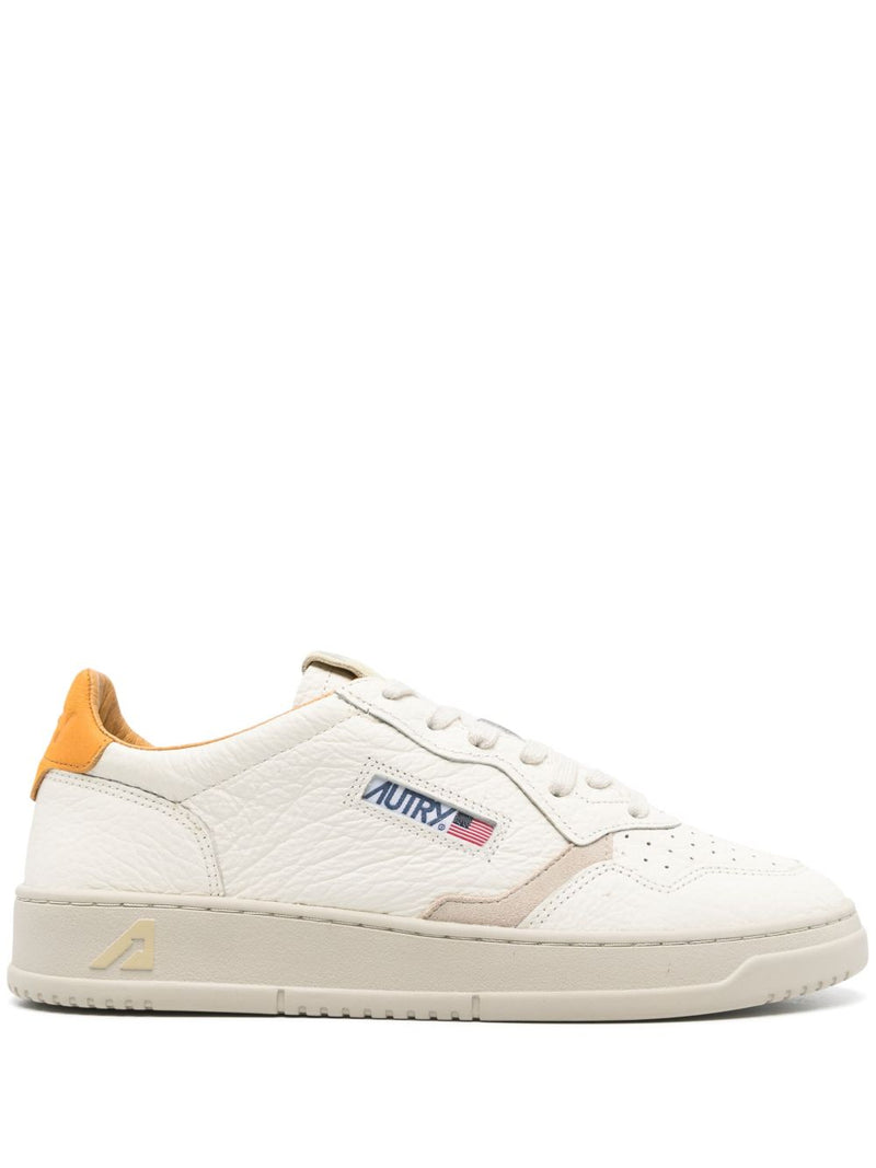 Autry Medalist Low Leather Sneakers Variant 8 | Urbalenti™ NYC