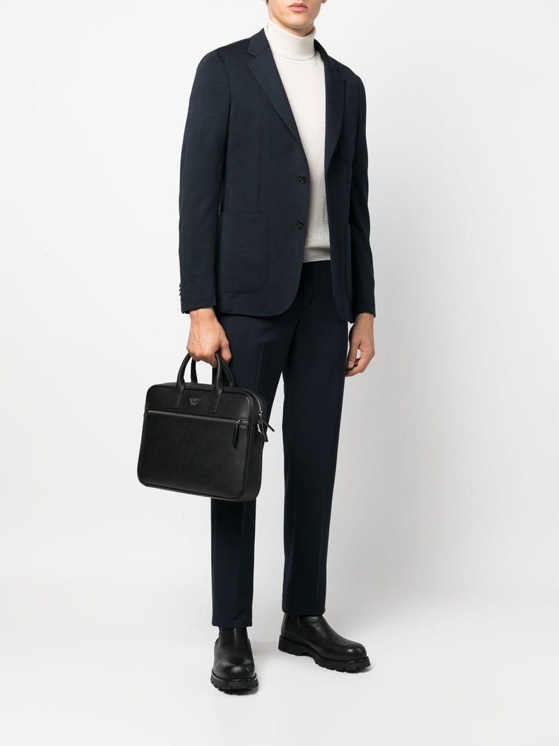 Bolso de negocios Emporio Armani Asv de piel Saffiano regenerada con placa de águila | URBALENTI ™