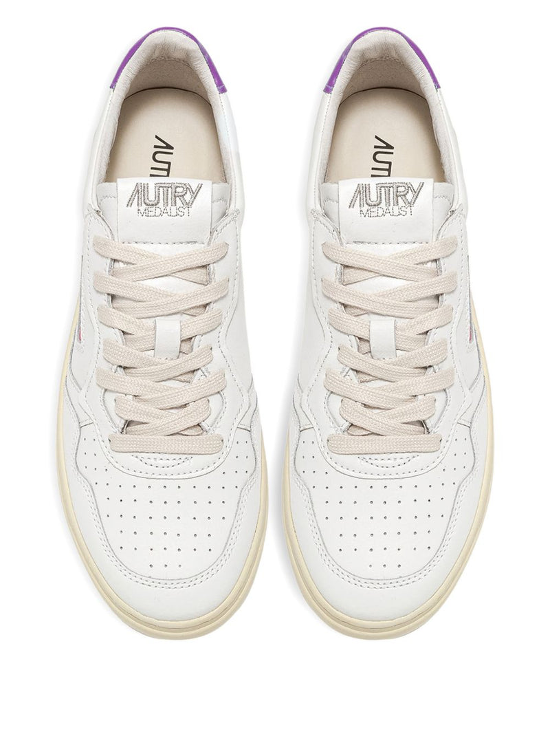 Autry Medalist Low women's leather sneakers | Urbalenti™ NYC