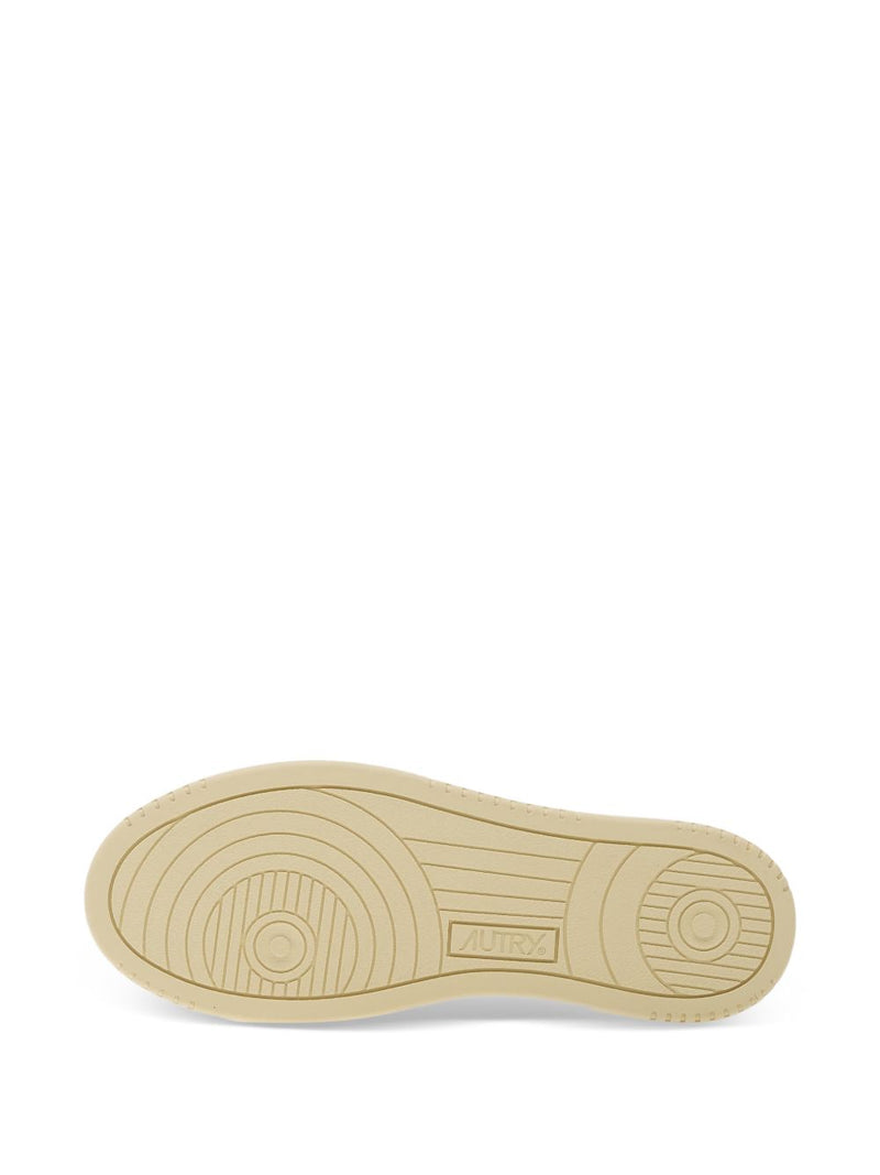 Autry Medalist Low Sneakers | Urbalenti™ NYC
