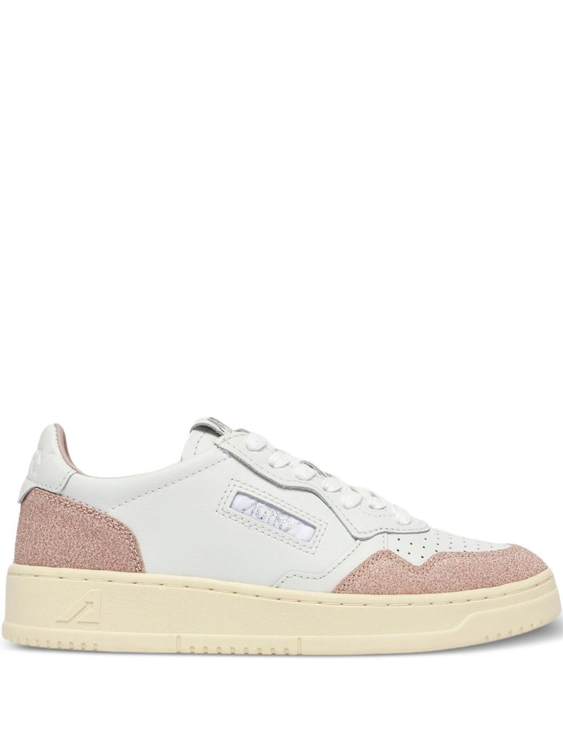Autry Medalist Low Leather Sneakers Variant 16 | Urbalenti™ NYC