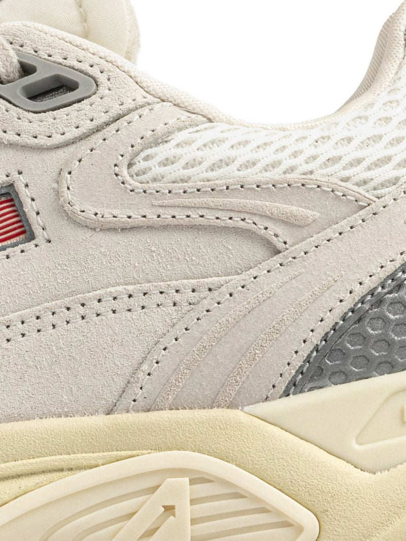 Autry HYPERWAY SNEAKERS IN WHITE AND SILVER MESH AND SUEDE | Urbalenti™ NYC