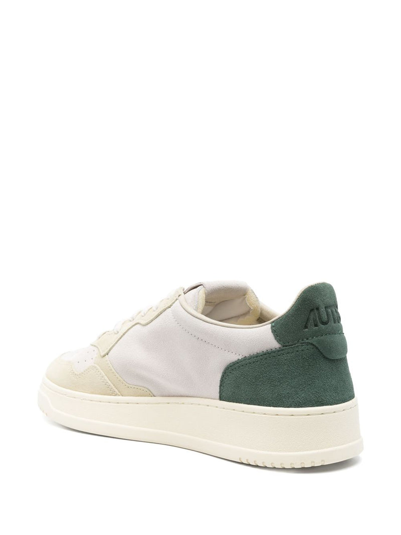 Autry MEDALIST LOW SNEAKERS | Urbalenti™ NYC