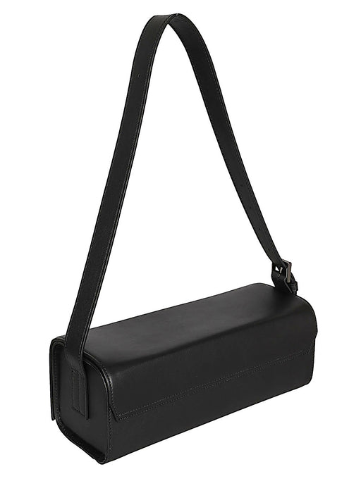 032C MIZUIRO Black Leather Shoulder Bag showcased at an angle, featuring a sleek rectangular design and adjustable shoulder strap, ideal for modern fashion enthusiasts.