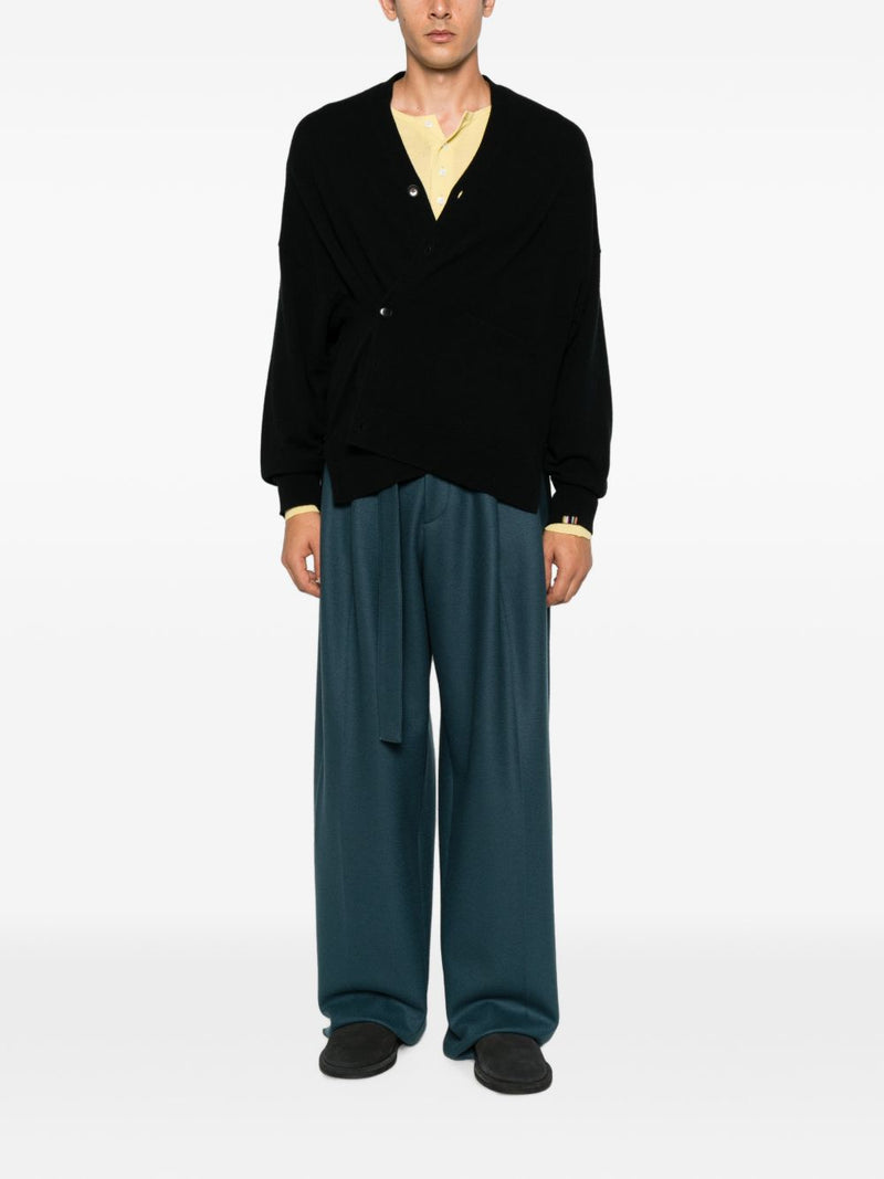 EXTREME CASHMERE Sweaters BLACK
