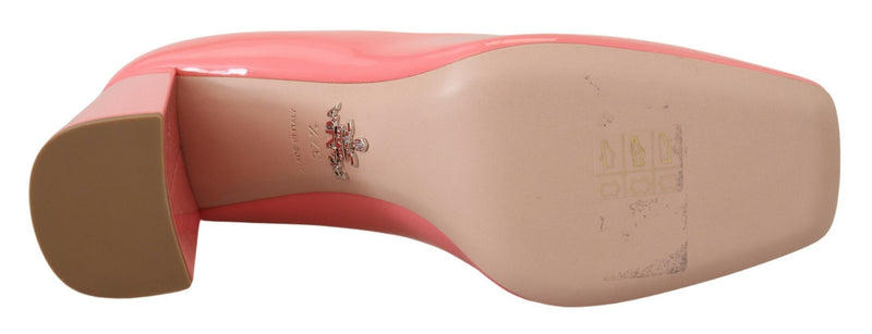 Décolleté classiche Prada in pelle verniciata rosa con tacco largo