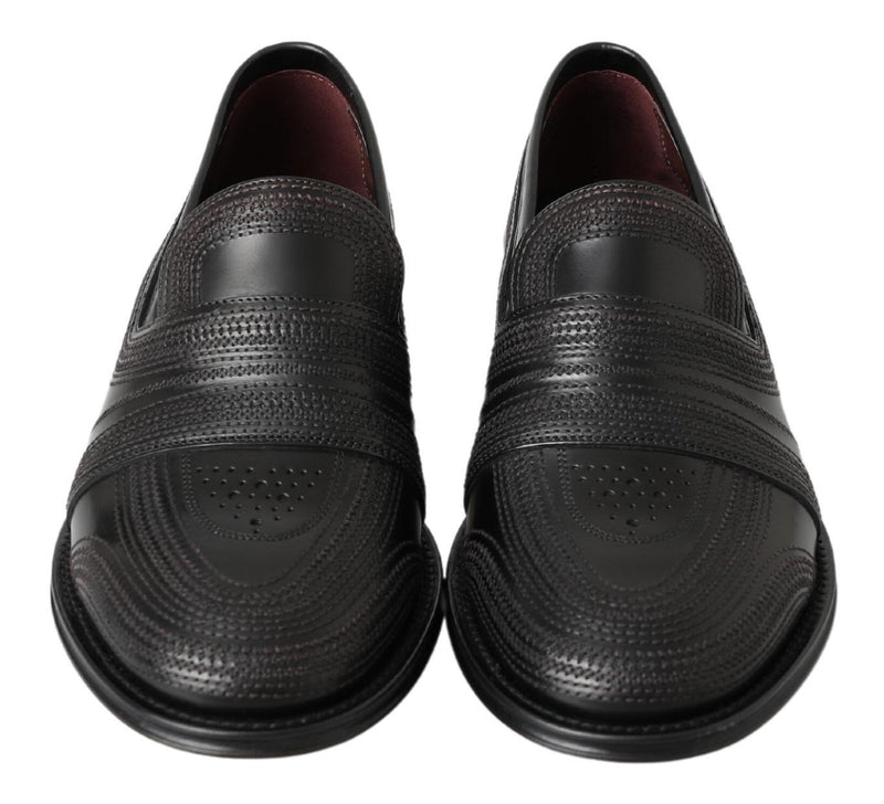Zapatos Dolce & Gabbana negros de piel, tipo mocasín destalonado, con costuras