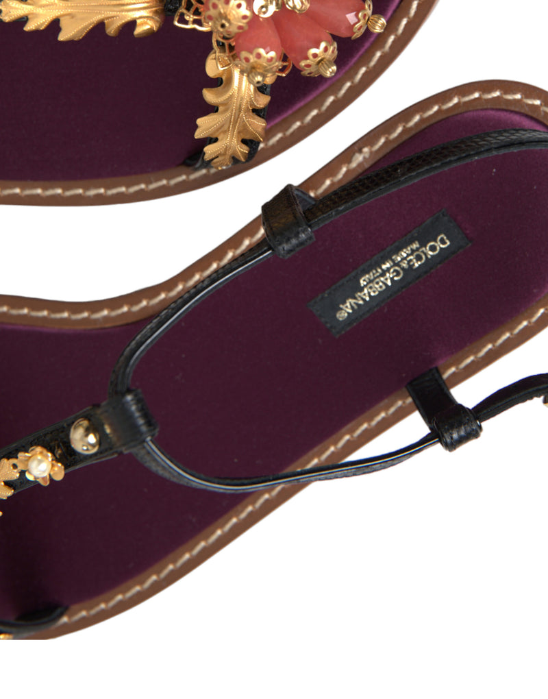 Sandalias de cuero negro con cristales dorados de Dolce & Gabbana