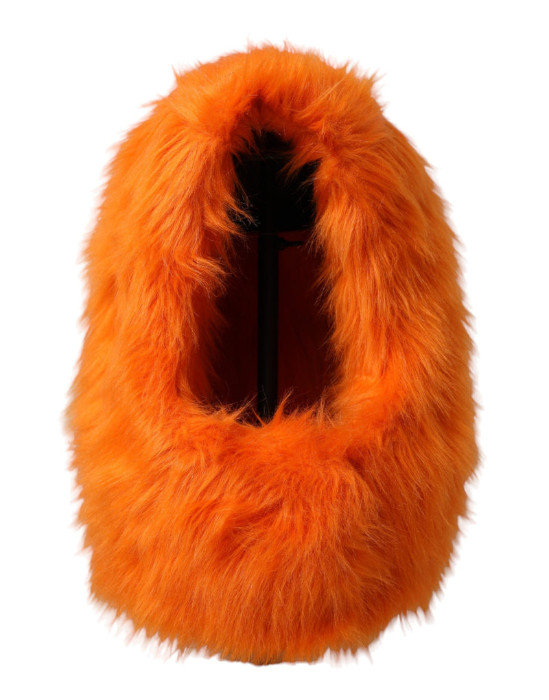 Gorro envolvente de piel sintética naranja de Dolce & Gabbana
